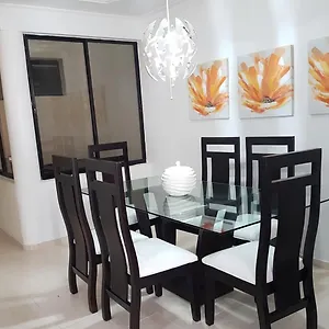 Apto. Tres Habitaciones, Sector A Apartamento